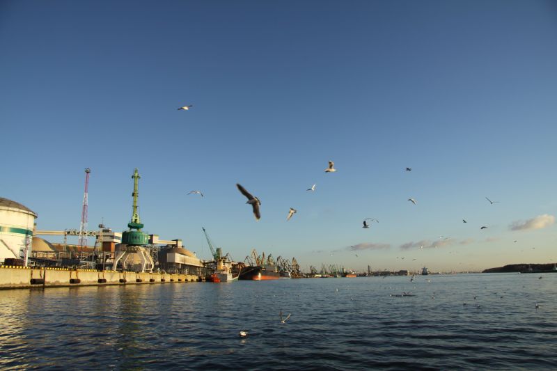 Radijo stoties “Laluna” rubrikos “Uosto banga” 2012-11-07 įrašas apie Klaipėdos uostą